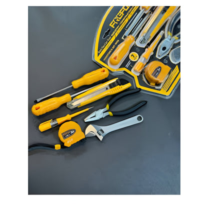 7-Piece Hand Tool Set for Home & DIY – Screwdrivers, Pliers, Wrench, Knife & Measuring Tape
